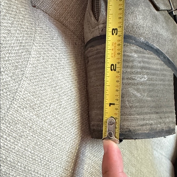 Kenneth Cole grey suede - Picture 15 of 15